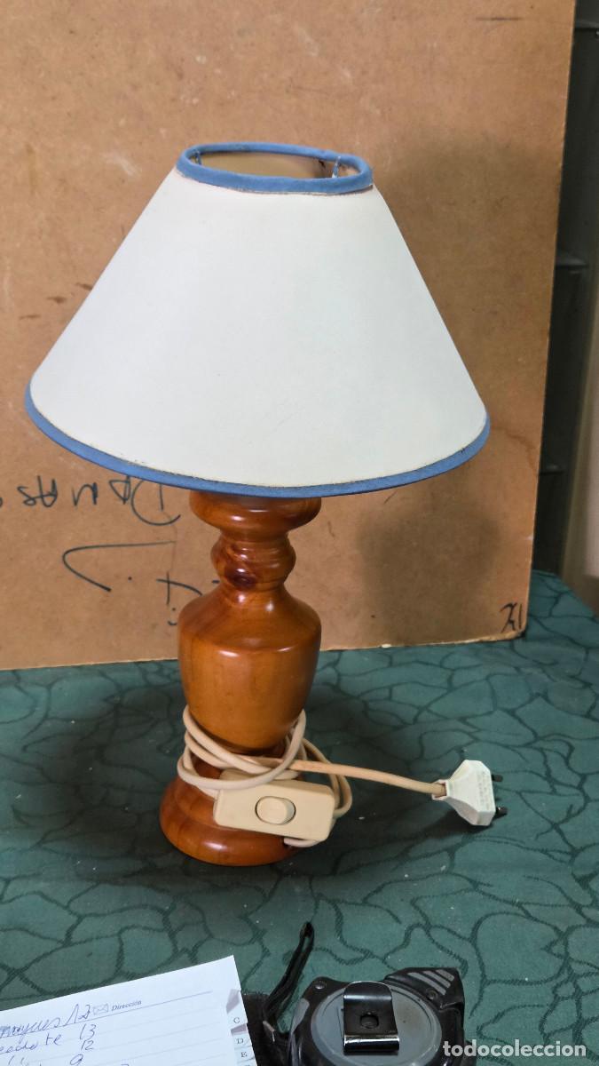 Vintage: lampara de madera de mesita - Foto 1