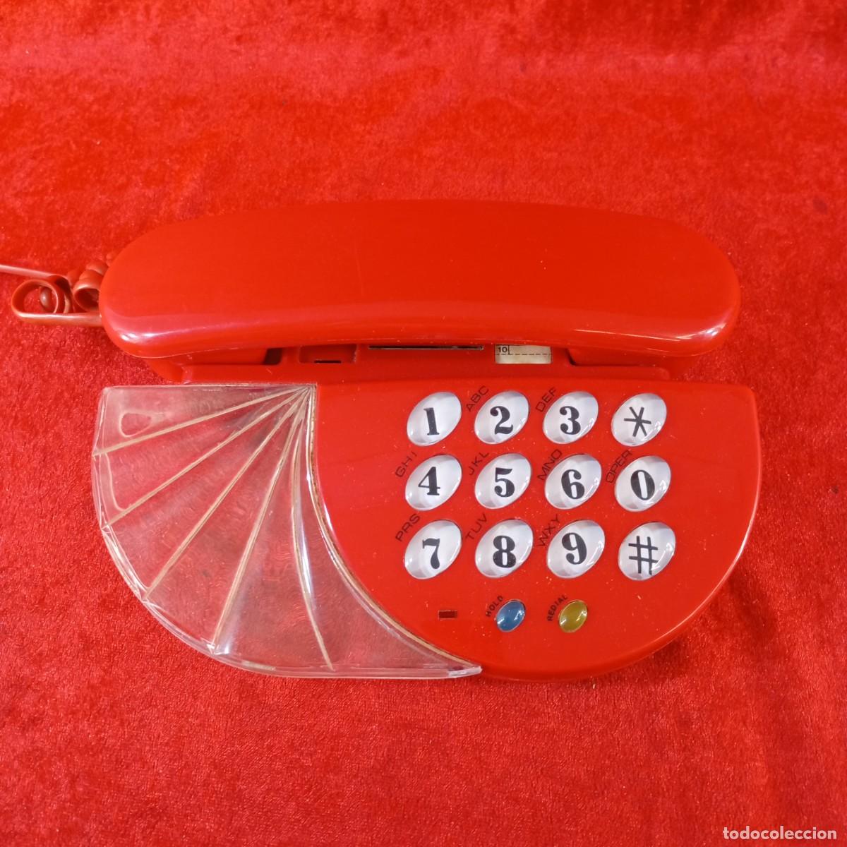 Vintage: TELEFONO FIJO ROJO VINTAGE - ESTILO POSMODERNO - 1980'S - 15,5 X 21,5 CM