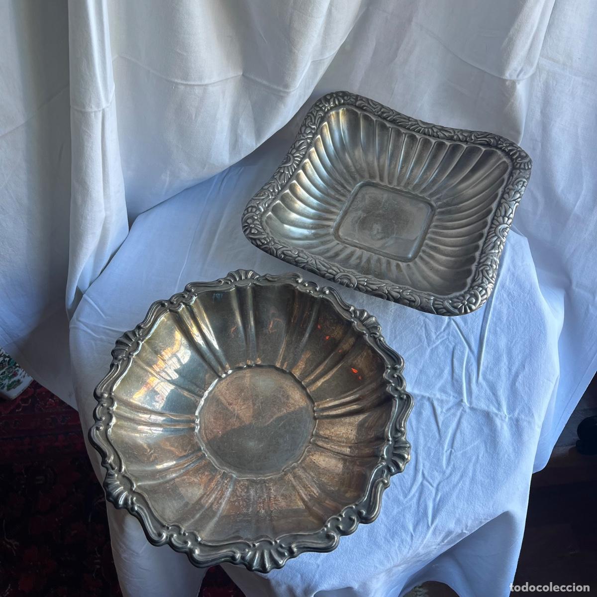 Vintage: Lote de 2 Centros de Mesa y Fruteras Vintage - Fuente Cuadrada Gallonada y Cuenco Circular Barroco