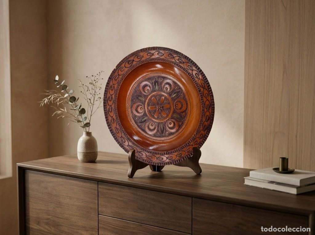 Vintage: PLATO DE MADERA TALLADA