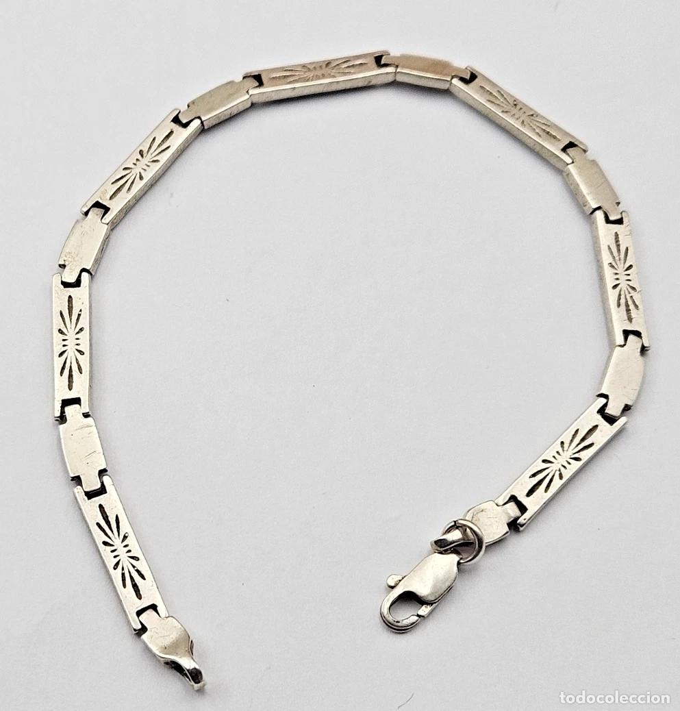 Vintage: VINTAGE BRACELET GOURMETTE MAILLES ARTICULEES CISELEES EN ARGENT 925