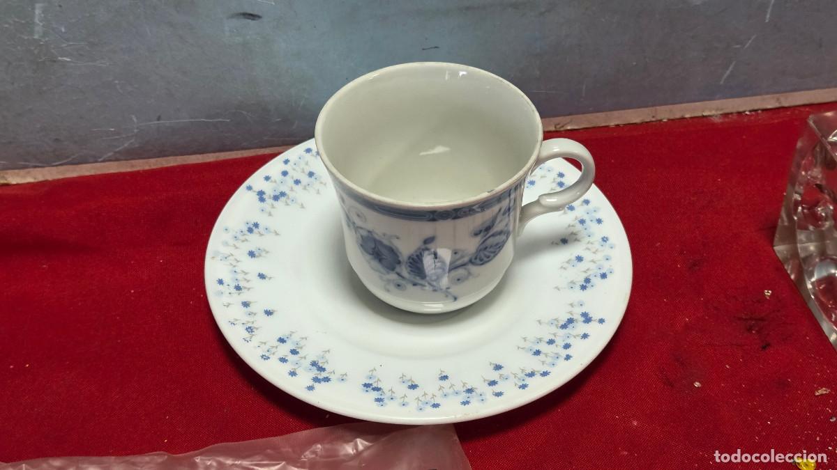 Vintage: taza y plato de porcelana vintage