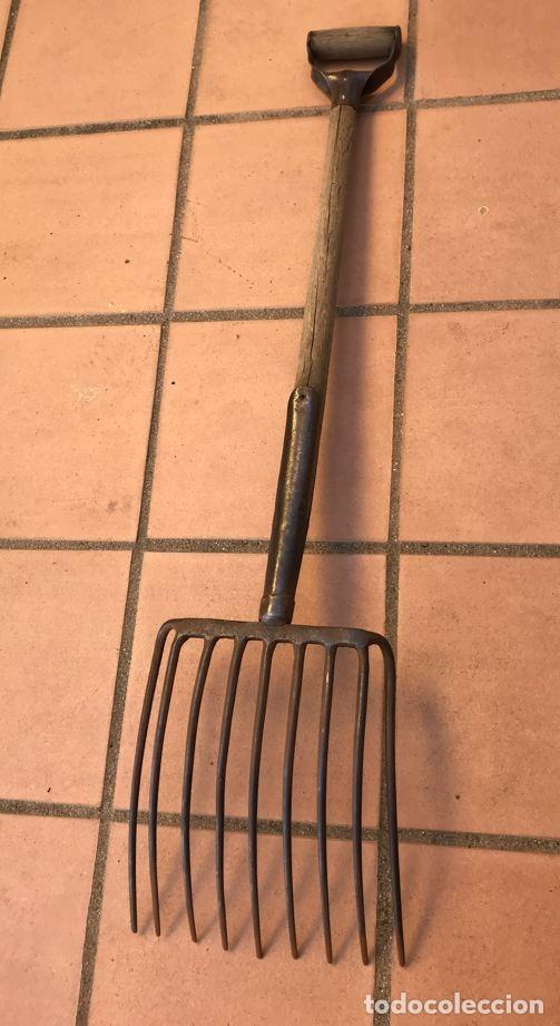 Vintage: Horca o tornadera de hierro y madera - Foto 10