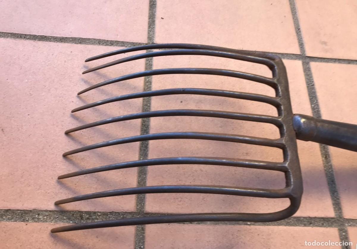 Vintage: Horca o tornadera de hierro y madera - Foto 11