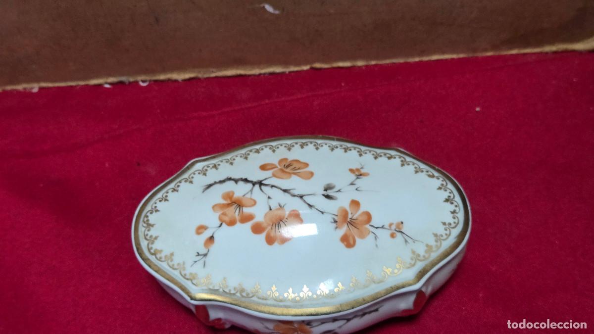 Vintage: caja de porcelana ovalado