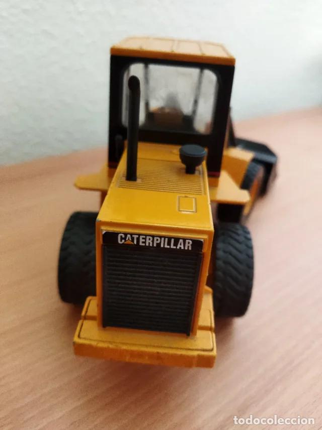 Vintage: Excavadora Caterpillar IT18F - Foto 3
