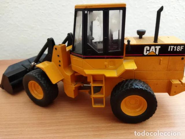 Vintage: Excavadora Caterpillar IT18F - Foto 6