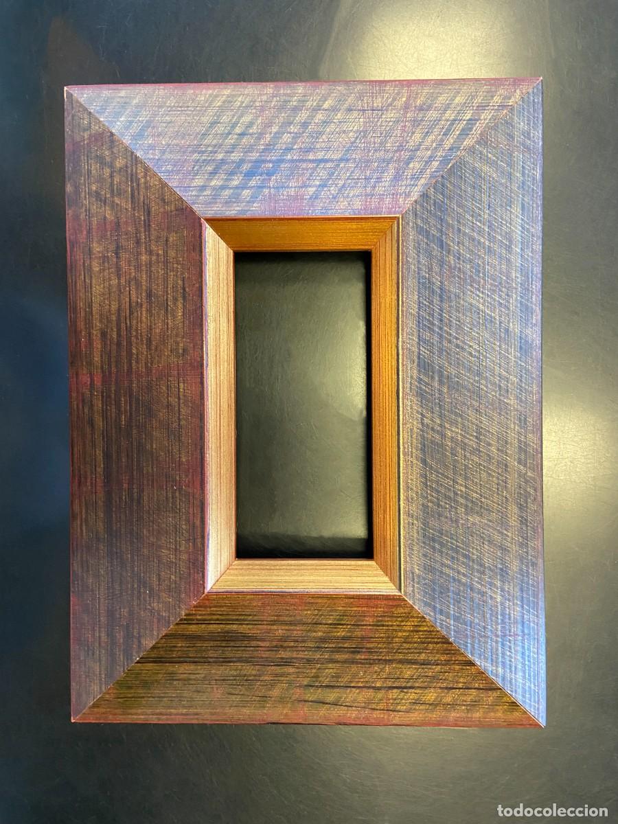 Vintage: Marco de madera Pir&aacute;mide Pan de Oro sobre Nogal - 30 x 22 cm