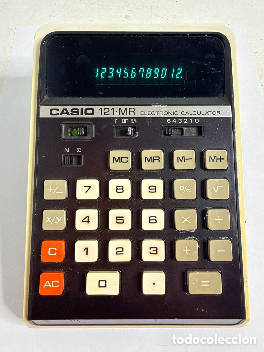 Vintage: Casio 121 MR Vintage Calculator 1975 Green Display Tested Working