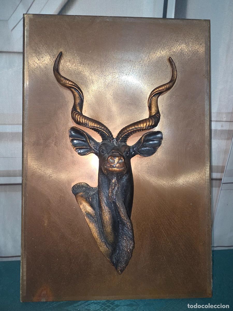 Vintage: Decoraci&oacute;n vintage de pared de cobre, figura de ant&iacute;lope africano, escultura de cobre