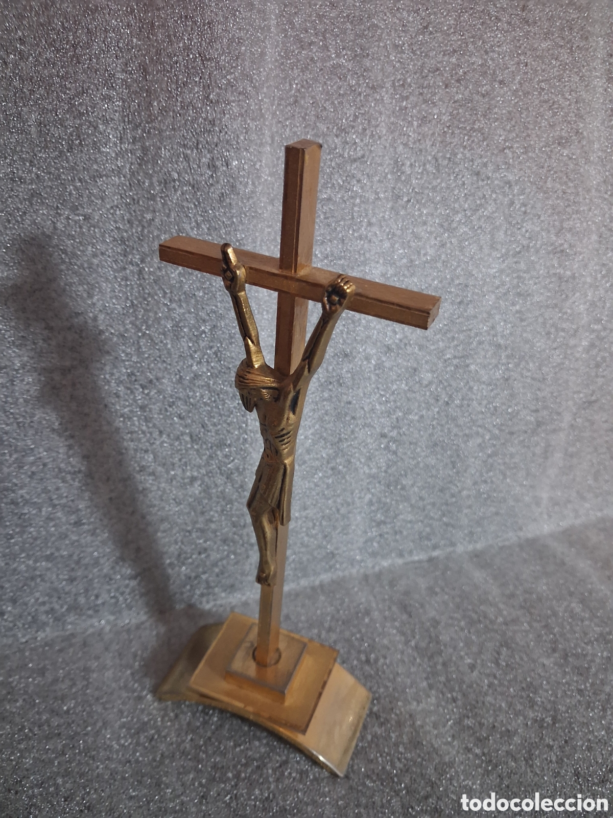 Vintage: Crucifijo de bronce moderno - Foto 3