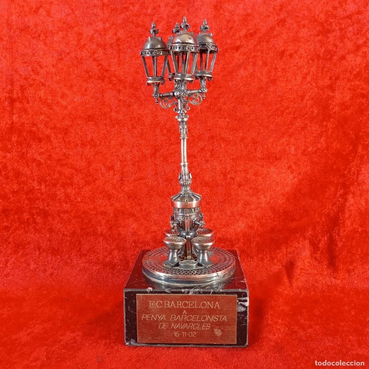 Vintage: FIGURA CONMEMORATIVA DEL F, C, BARCELONA - FUENTE DE CANALETAS - PLATA Y BASE DE MARMOL - 21 CM ALTO