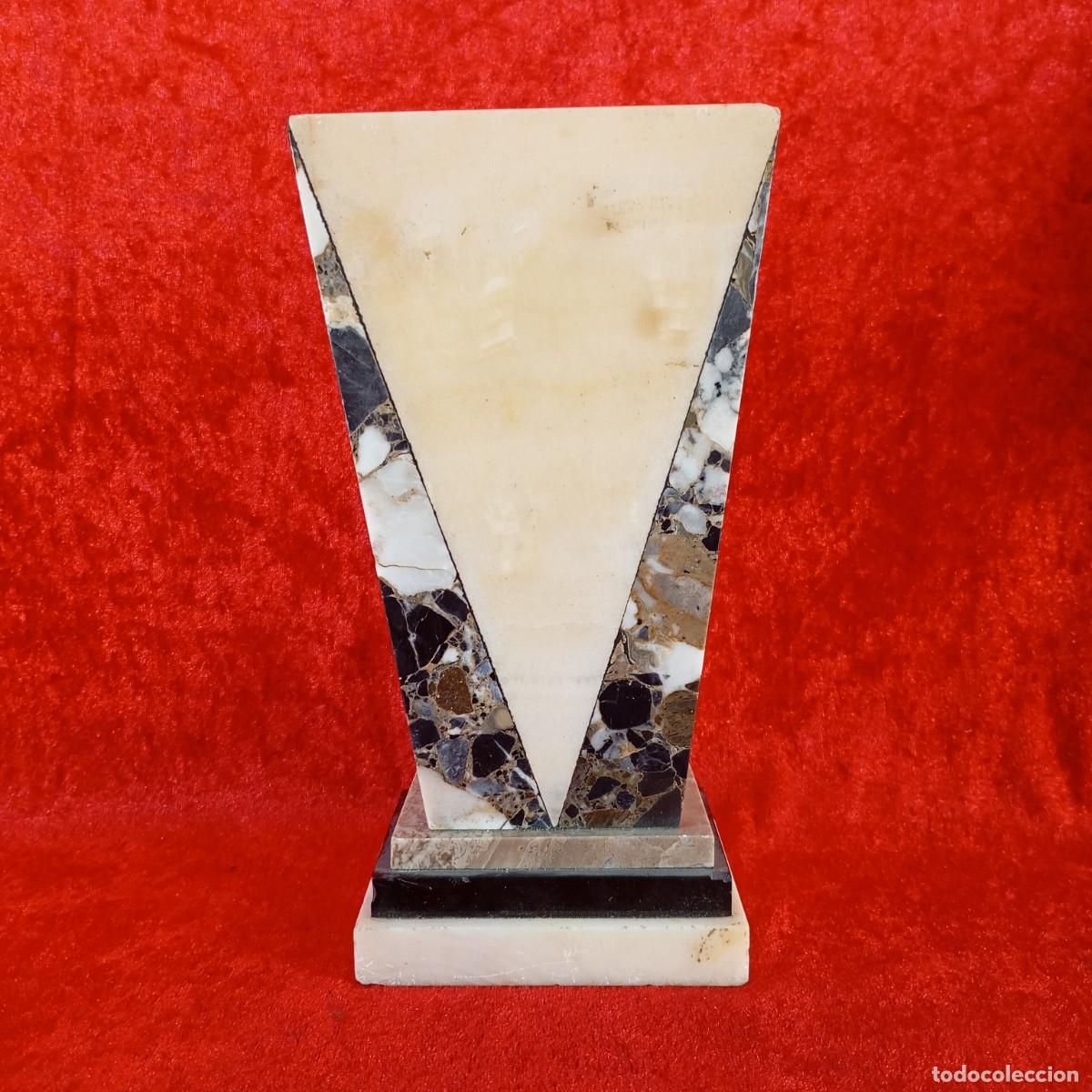Vintage: PIEZA VINTAGE DECORATIVA - PIEDRA NATURAL Y M&Aacute;RMOL - ESTILO ART D&Eacute;CO - 1920'S - 20 CM DE ALTURA