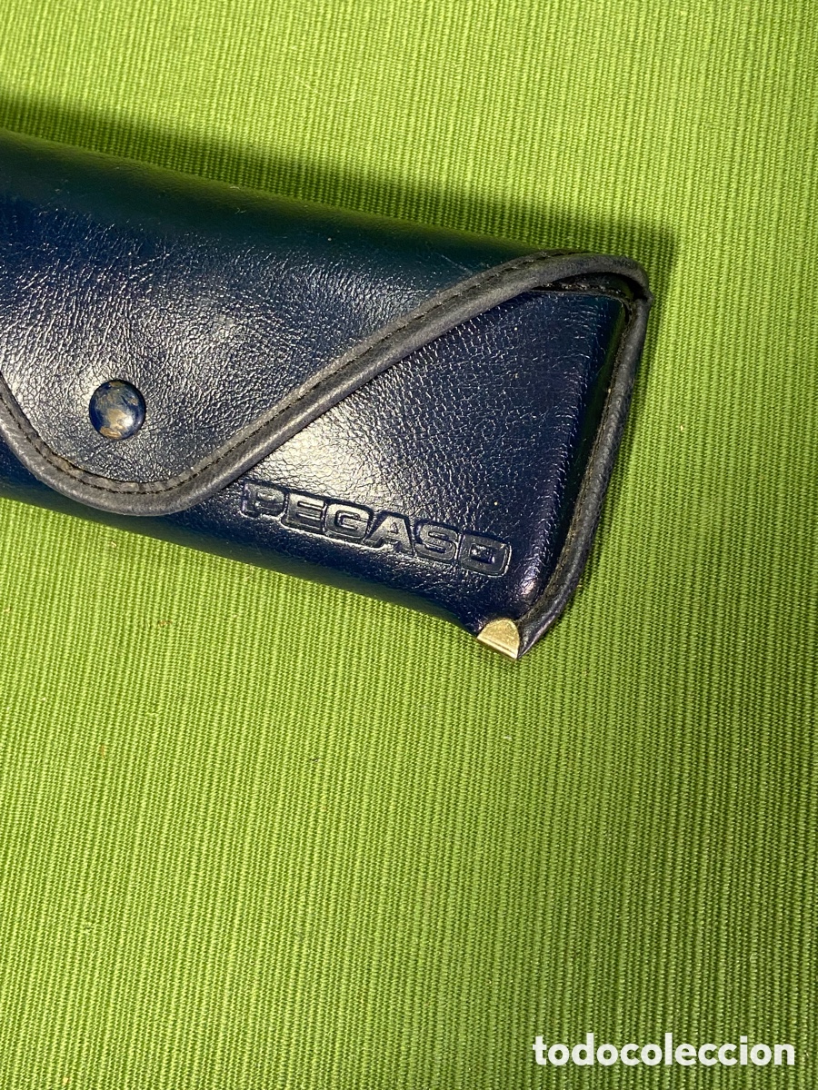 Vintage: Funda de gafas camiones Pegaso. - Foto 2