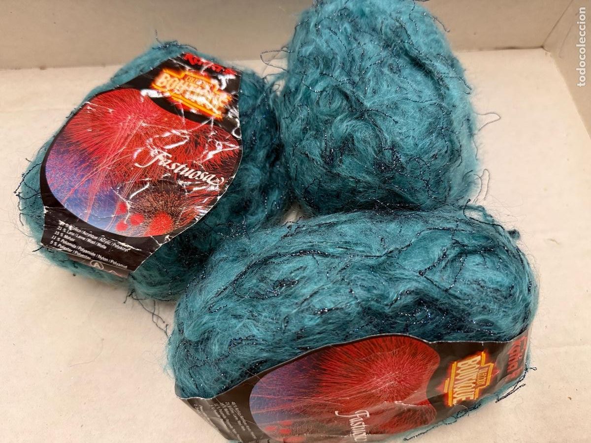 Vintage: Lote de 3 madejas de lana de mohair. 50grs, 102mts. Impecable.