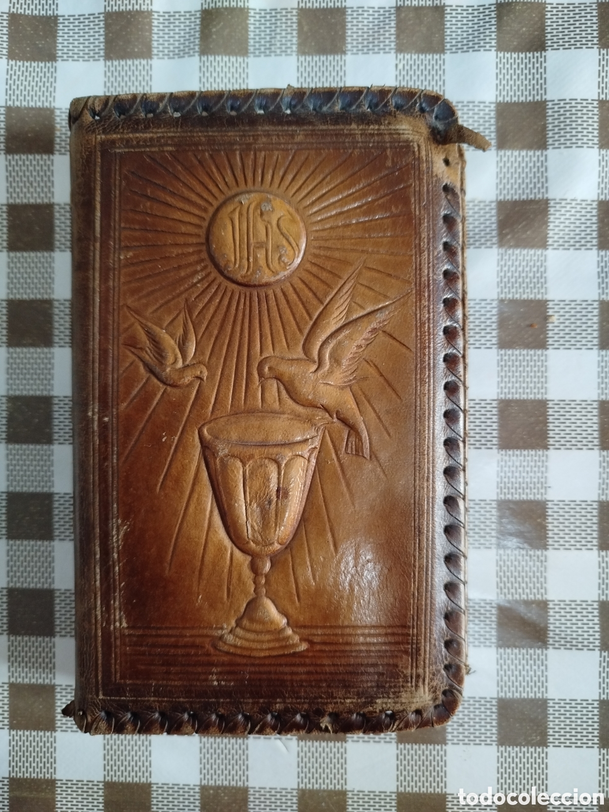 Vintage: Misal con funda de curro repujado