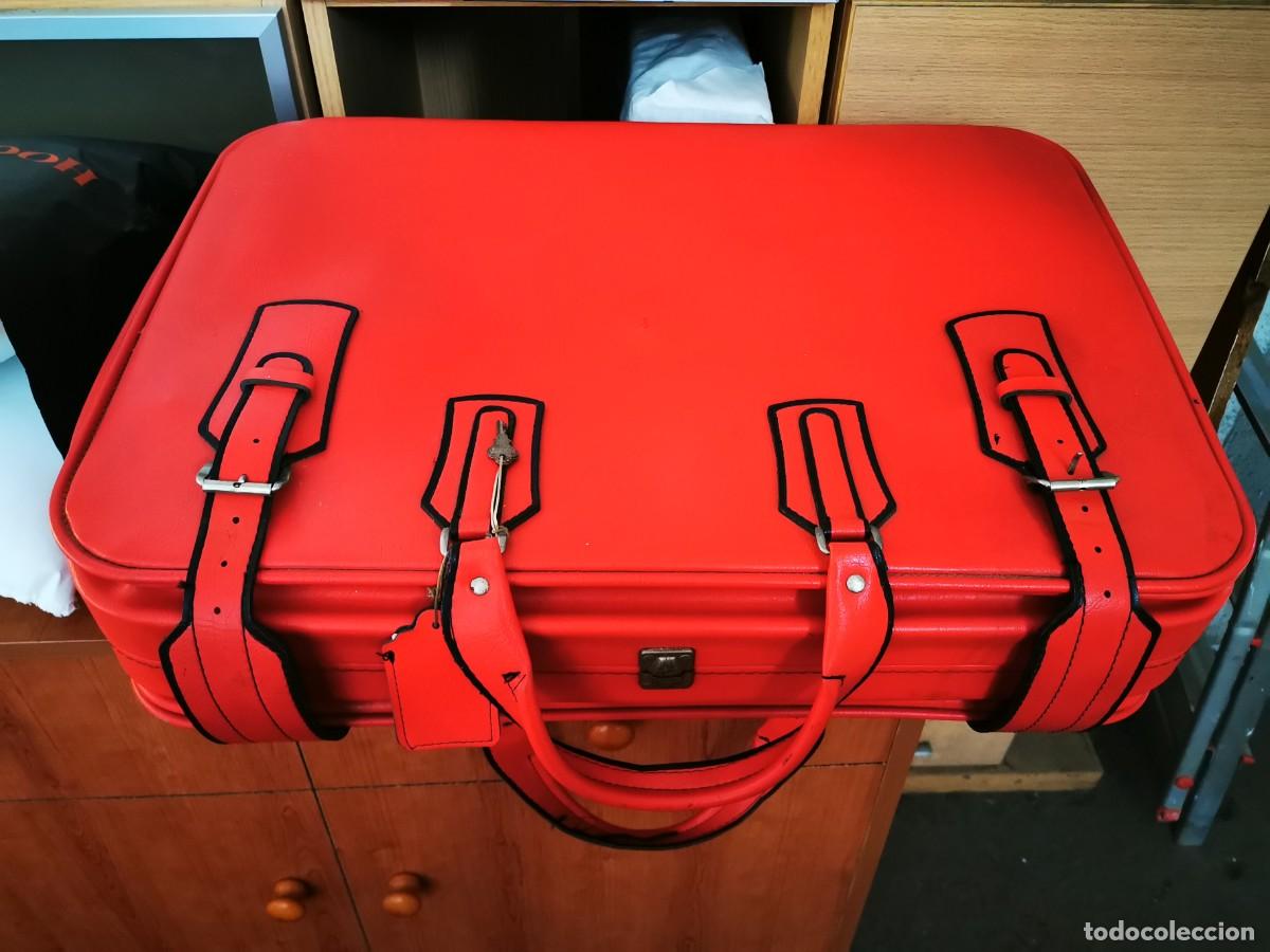 Vintage: Maleta cuero rojo vintage