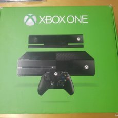 Xbox One de segunda mano: CONSOLA XBOX ONE EN CAJA CON MANDOS JUEGOS Y KINECT FUNCIONA