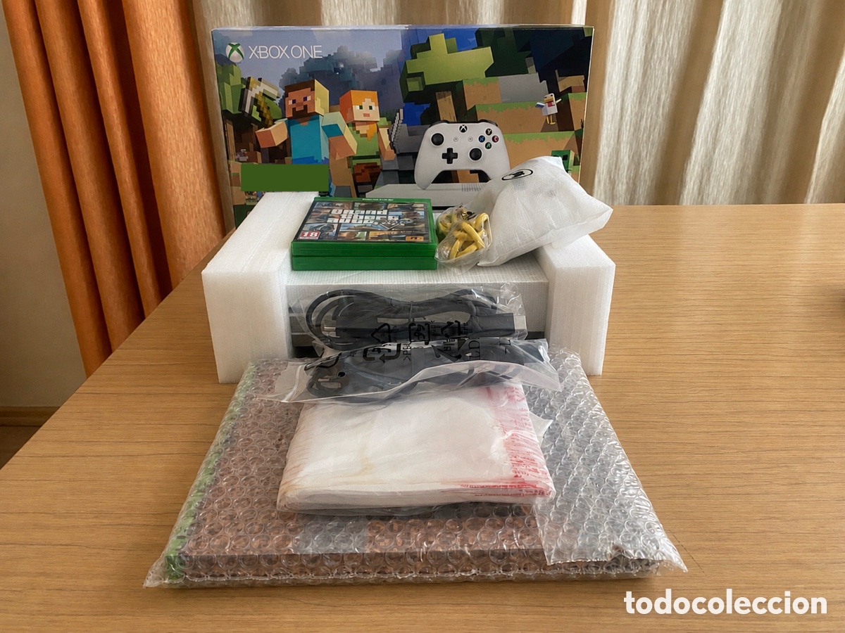 Xbox One de segunda mano: Xbox One S Blanca Ed. Esp. + GTA V - Foto 4